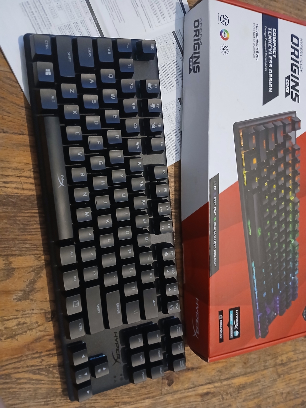 Hyperx Compact 10 Keyless Design Colorful Keyboard - Picture 3 of 8